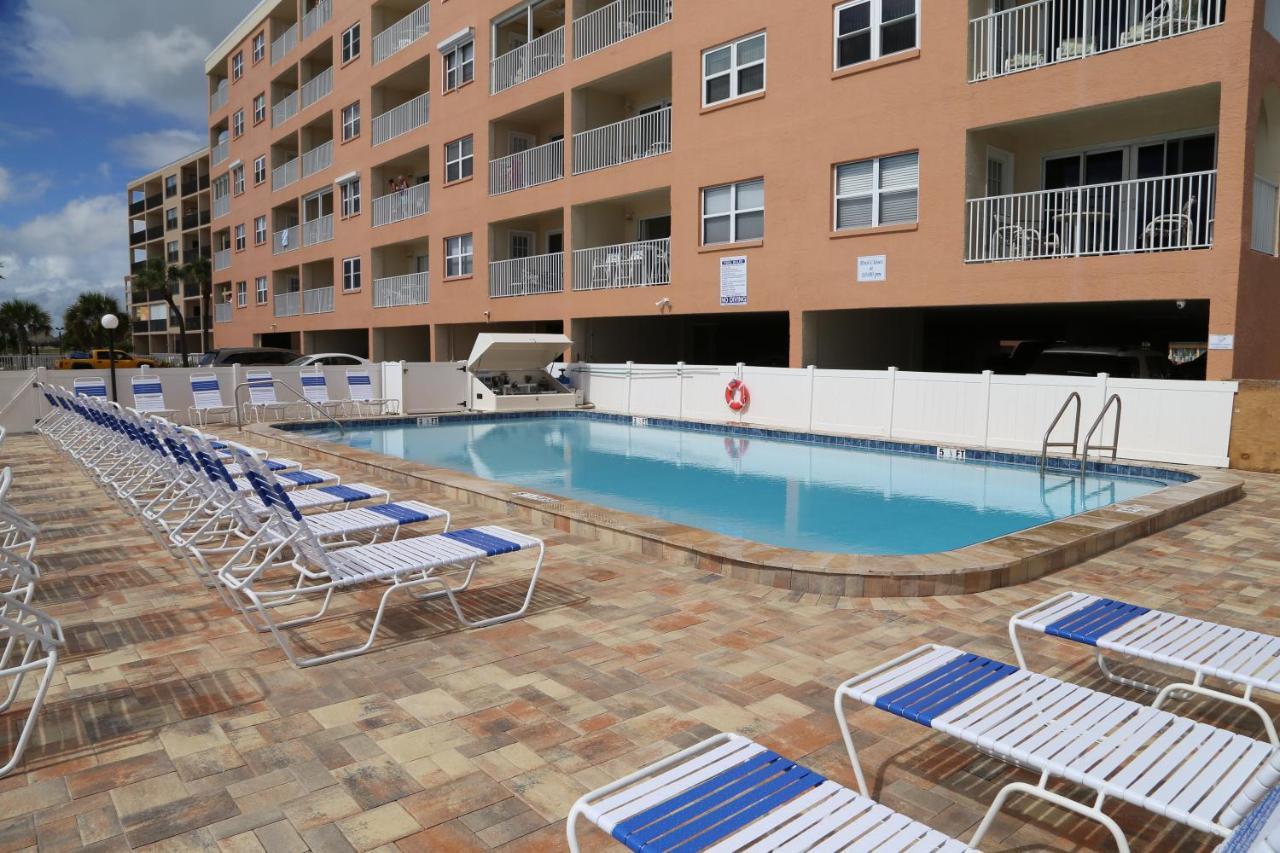 407 Beach Place Condos St. Pete Beach Exterior photo